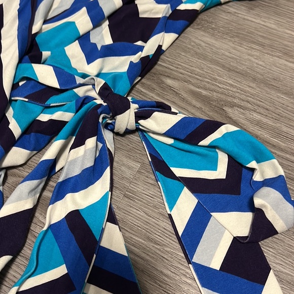 Banana Republic Rap Dress - Picture 3 of 4